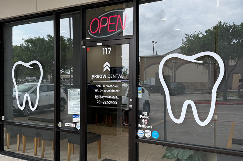 Dentist in Pearland