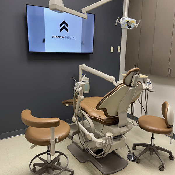 Dentist in 77584
